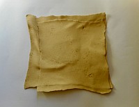 trois carrés superposés
